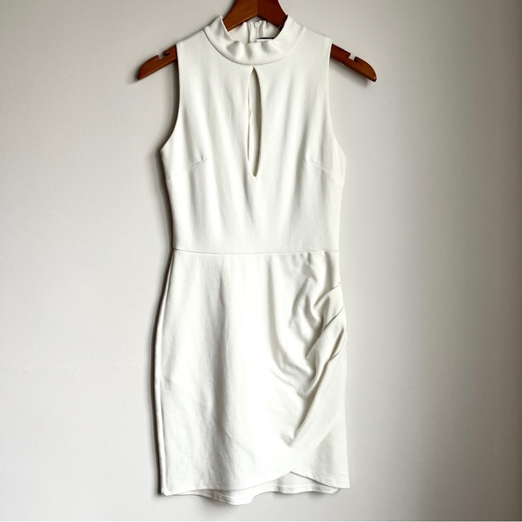 white bodycon dress - Picture 1 of 3